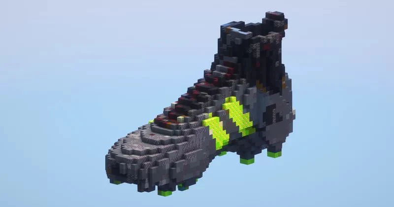 Adidas Football Shoes Small - Image 3