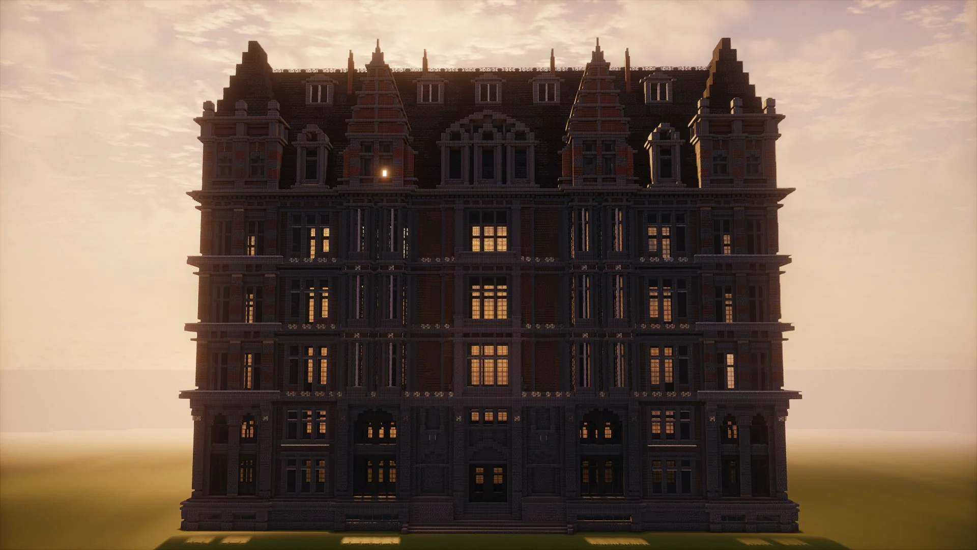 Beaux-Arts–style Luxury Hotel Building - Image 6