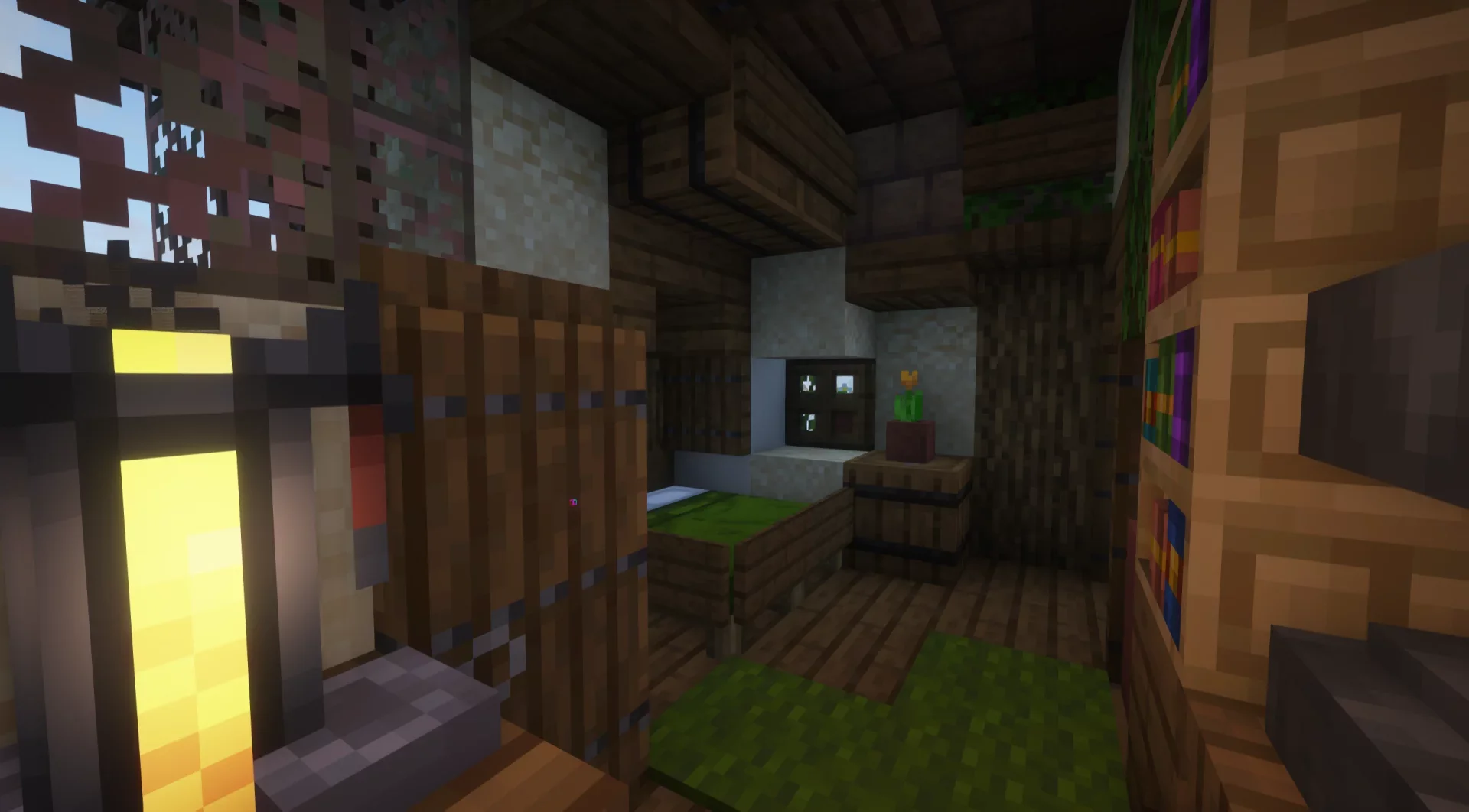 Small Diagonal Starter Home - Image 22